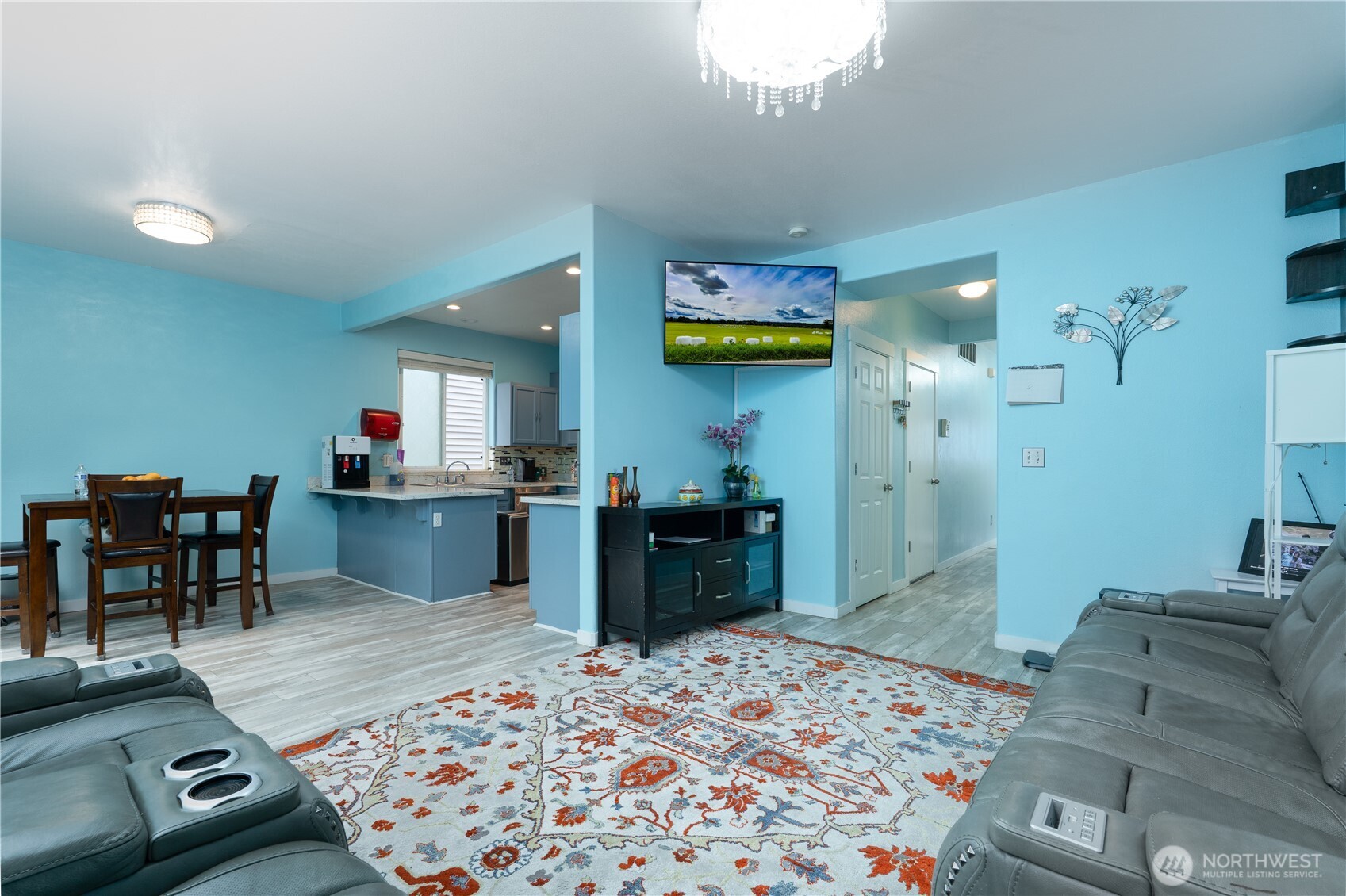 4621 100th Street NE Unit: A