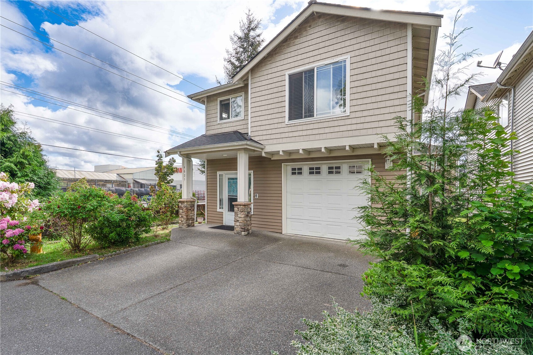 4621 100th Street NE Unit: A