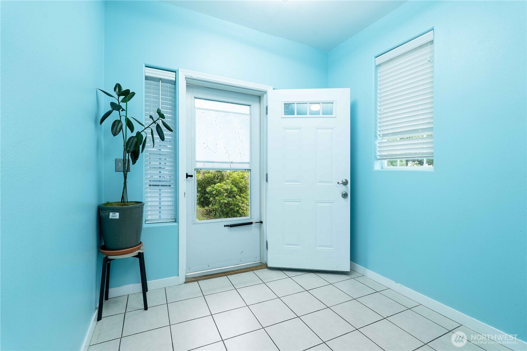 4621 100th Street NE Unit: A