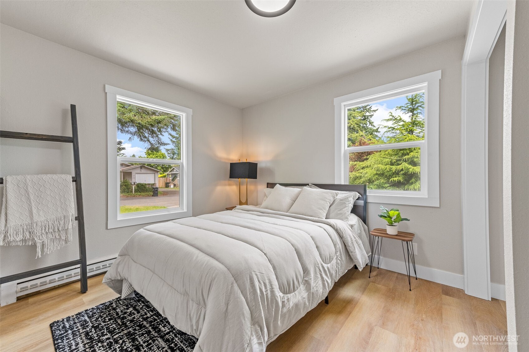 1214 Central Street NE