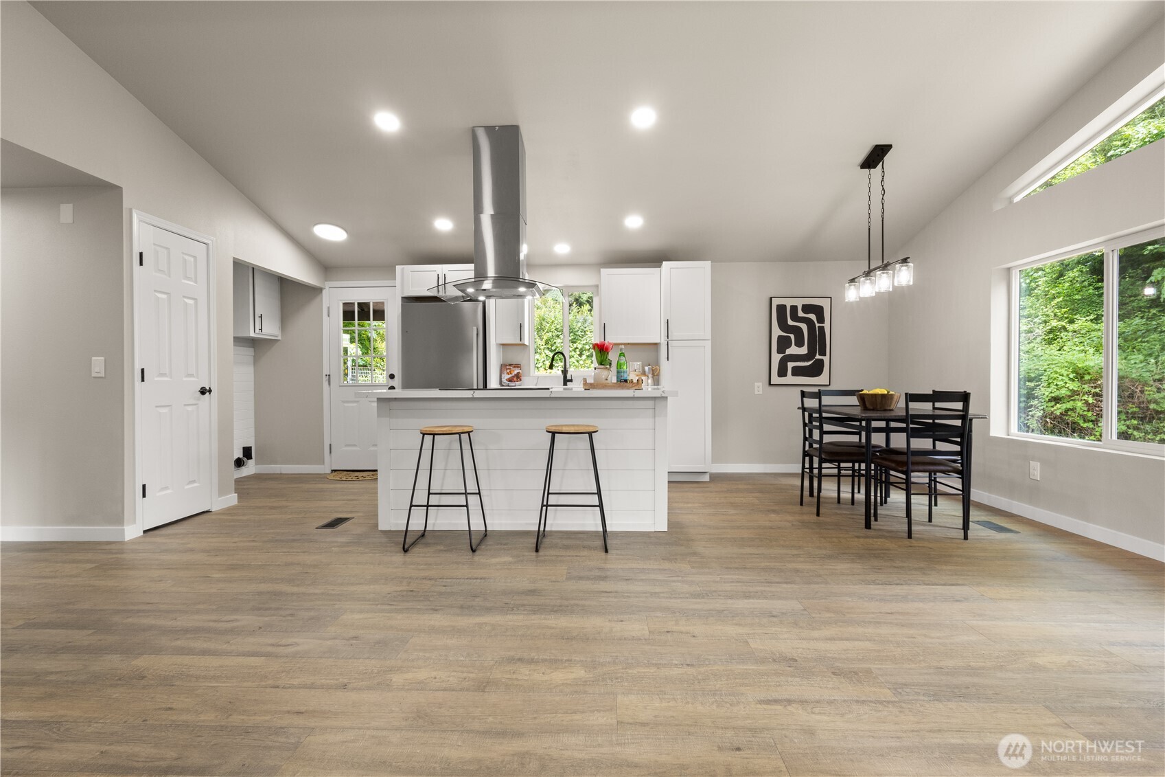 5361 Rd W Minard