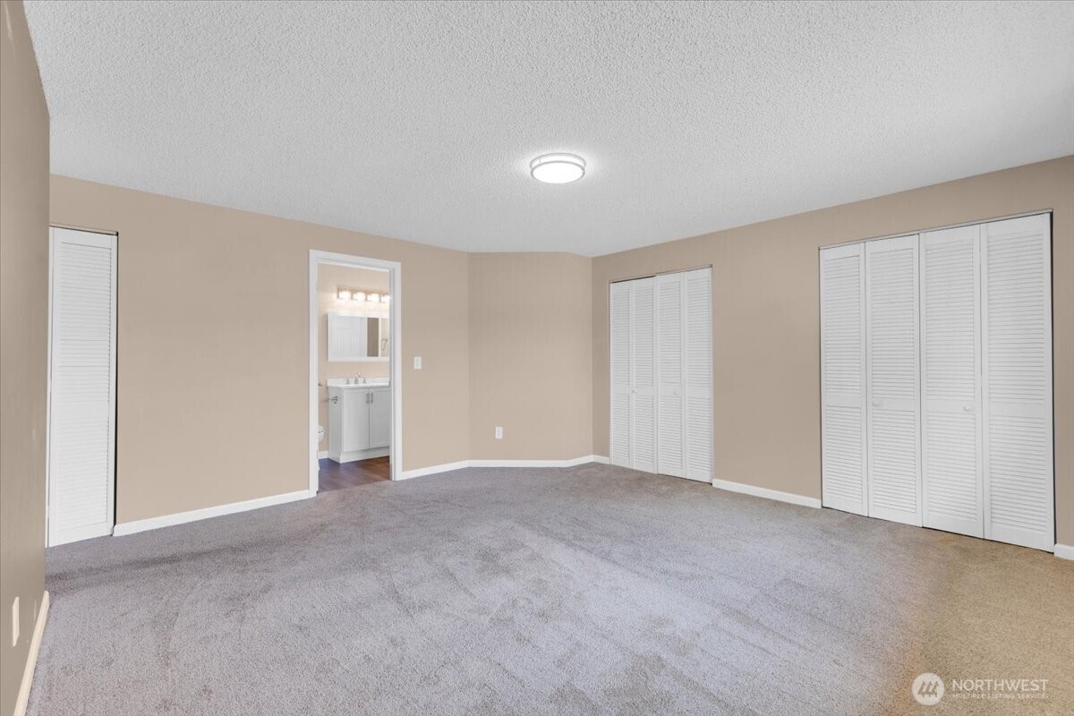 1705 Riverview Drive NE