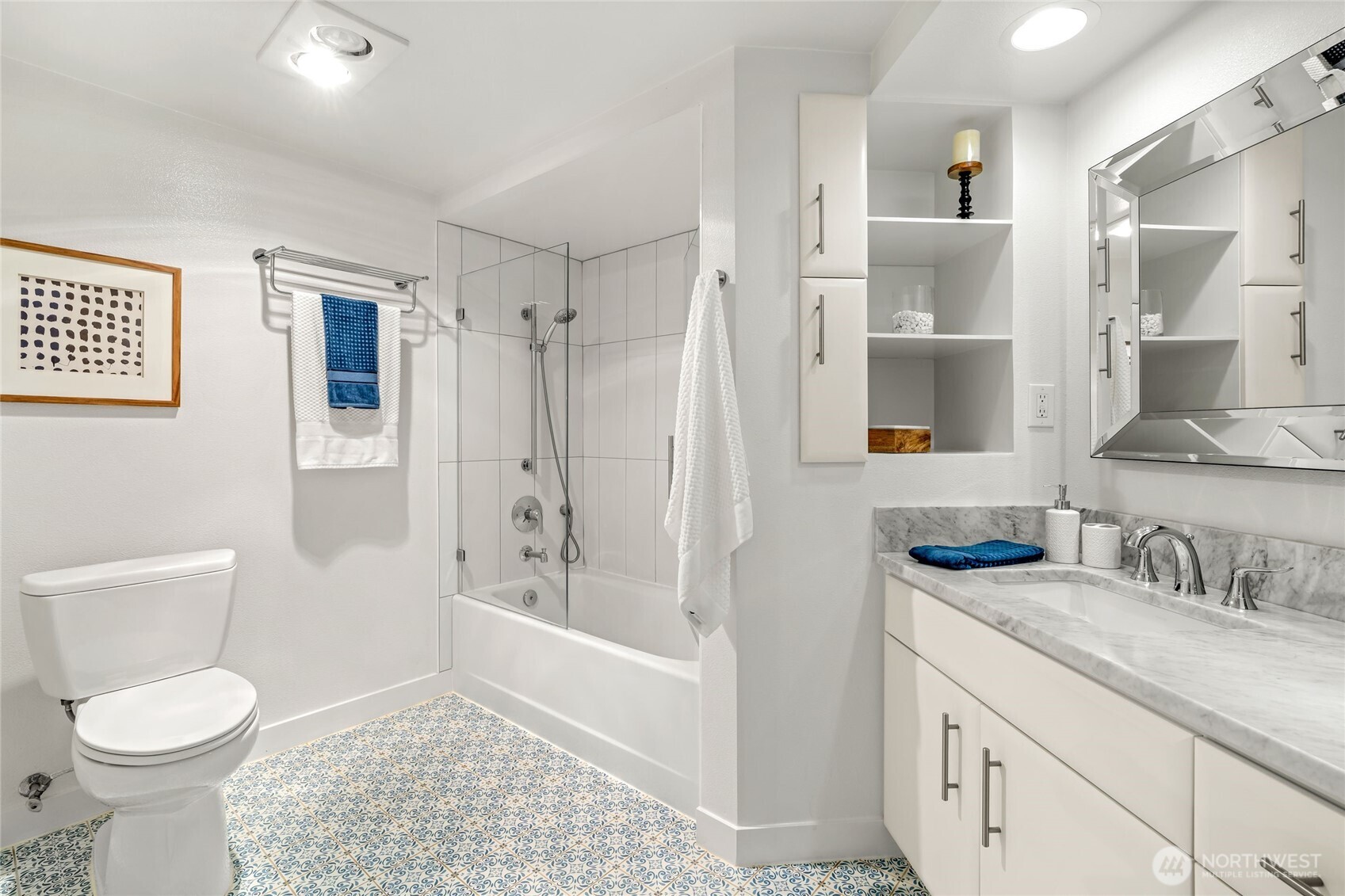 1545 NW 57th Street Unit: 220