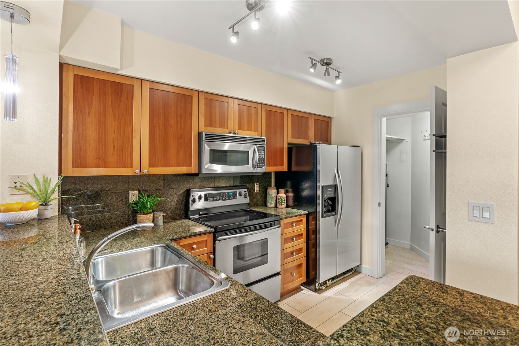 1545 NW 57th Street Unit: 220