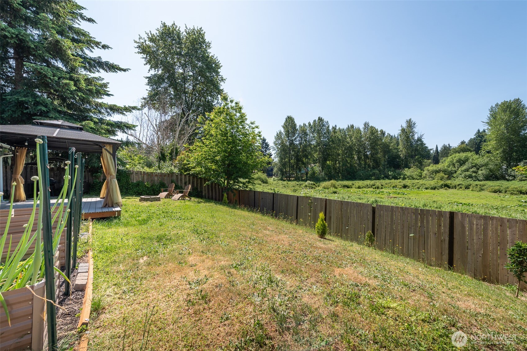 1815 Diamond Loop SE