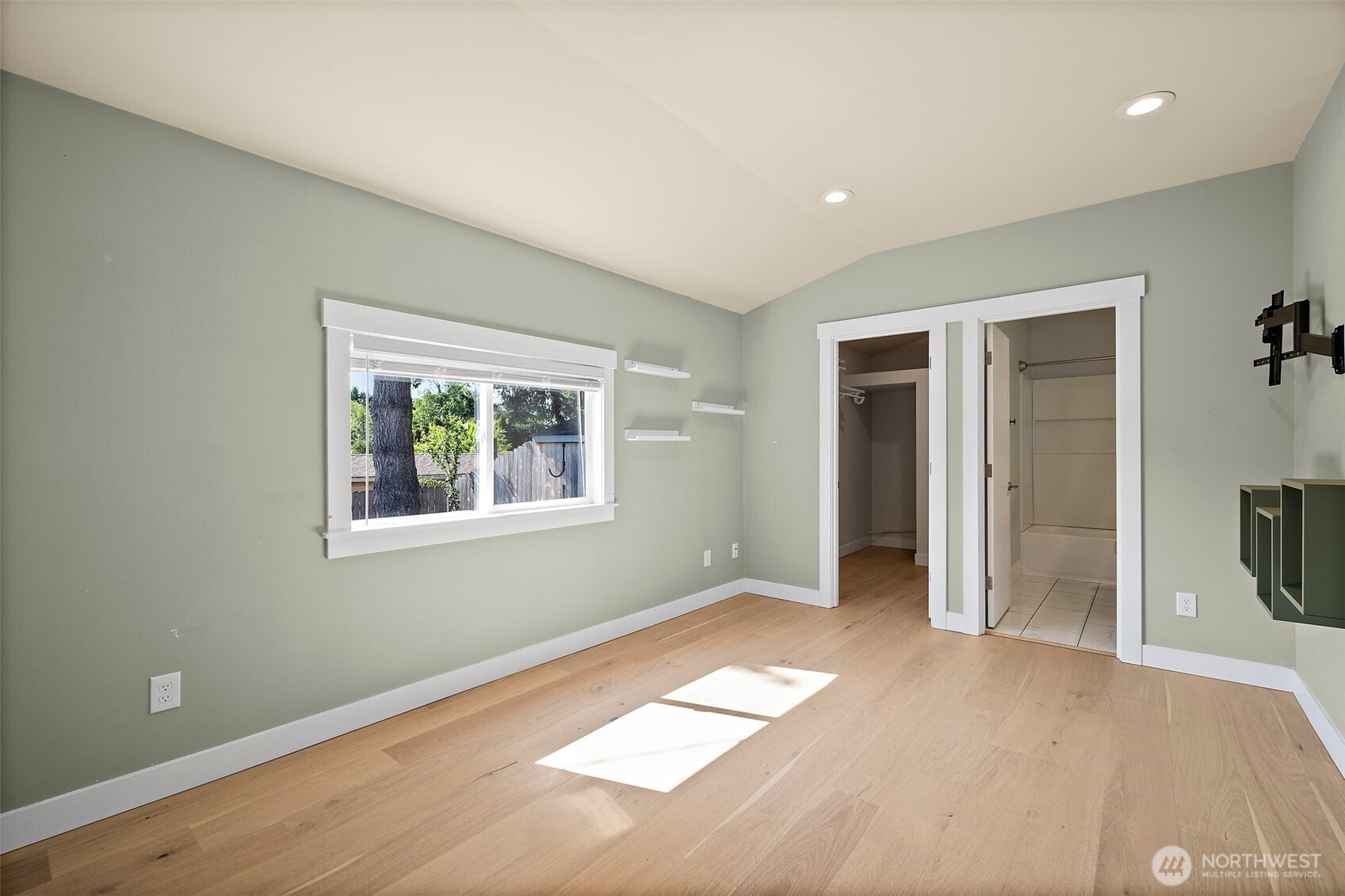 11720 SE 272nd Place