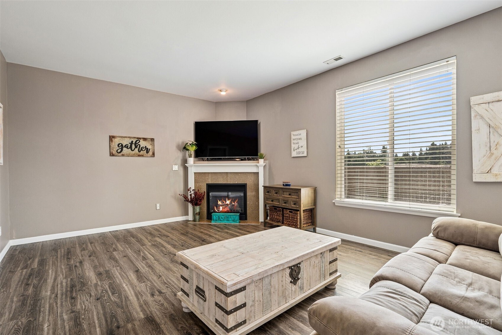 10089 Jensen Drive SE