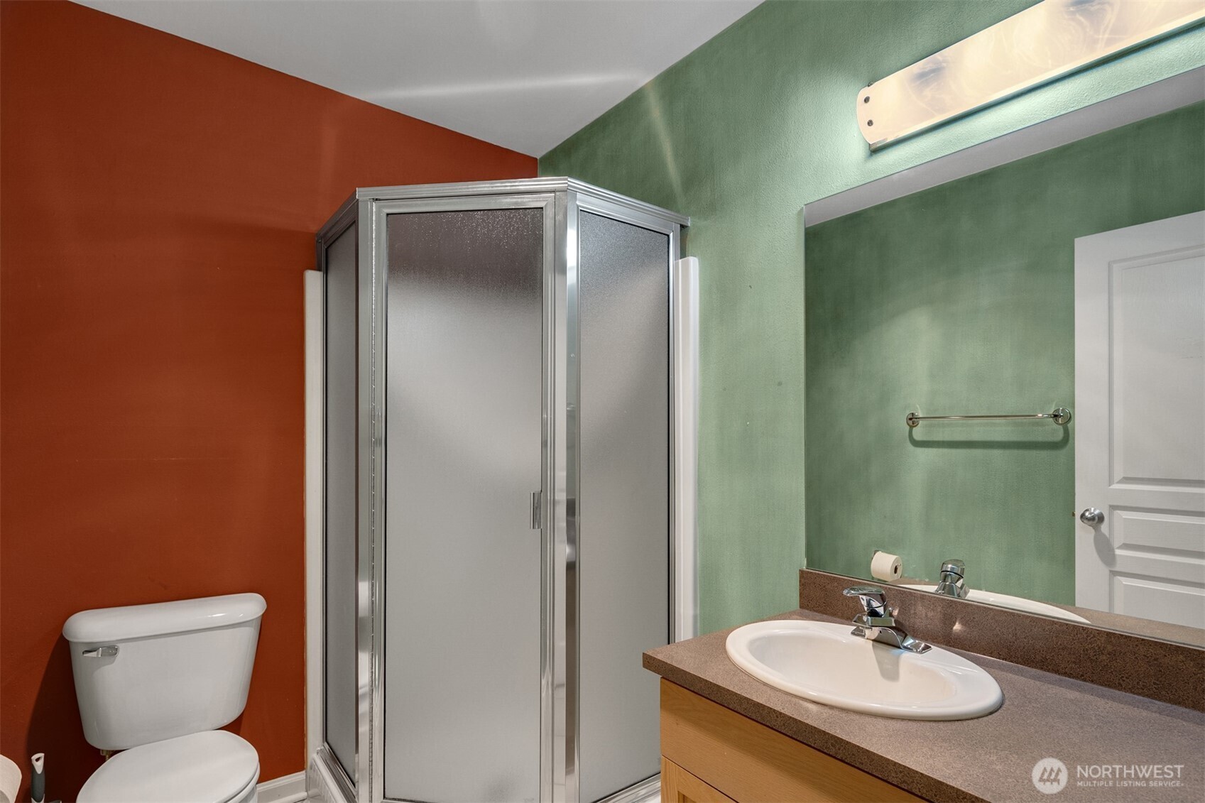 515 1st Avenue W Unit: 203