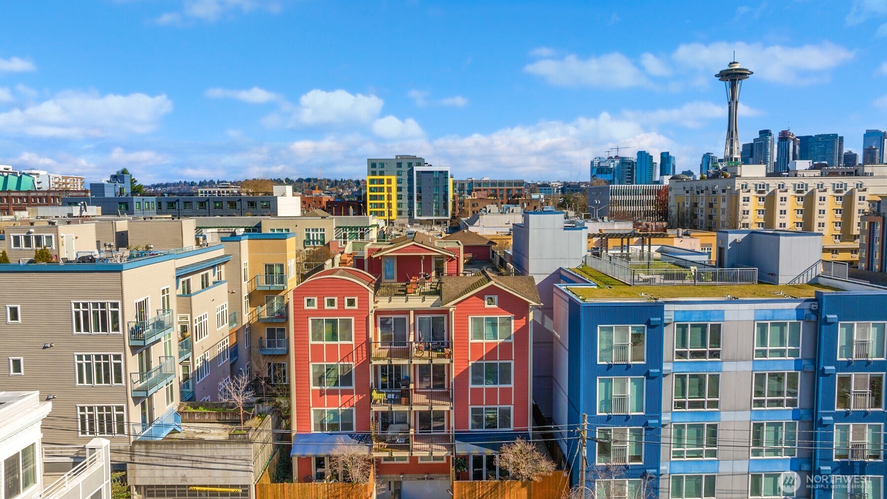 515 1st Avenue W Unit: 203