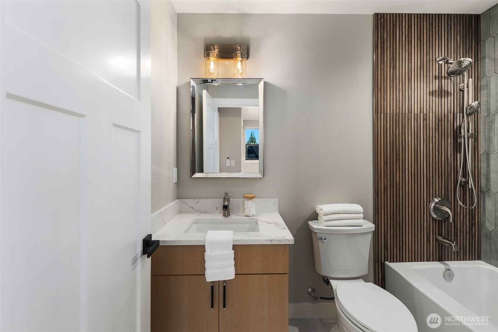 3720 36th Avenue SW Unit: B