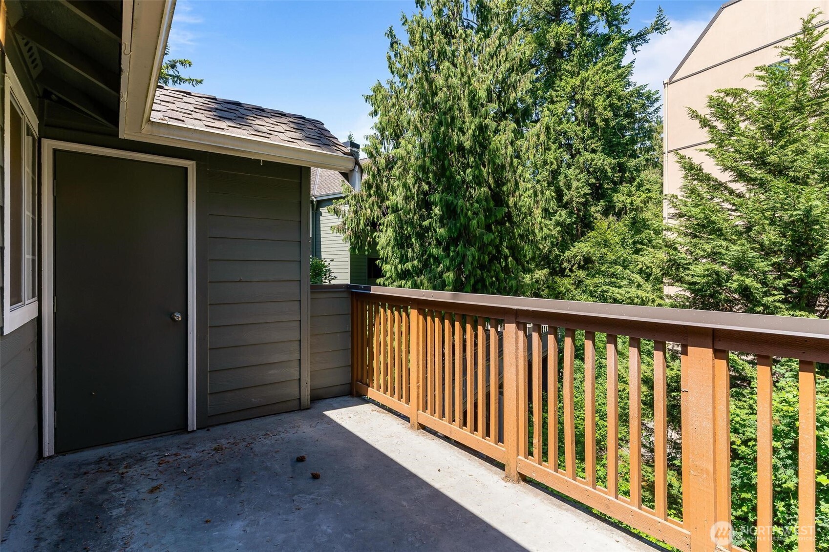 15433 Country Club Drive Unit: E301