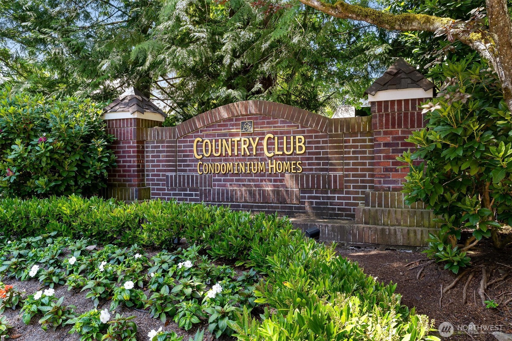 15433 Country Club Drive Unit: E301