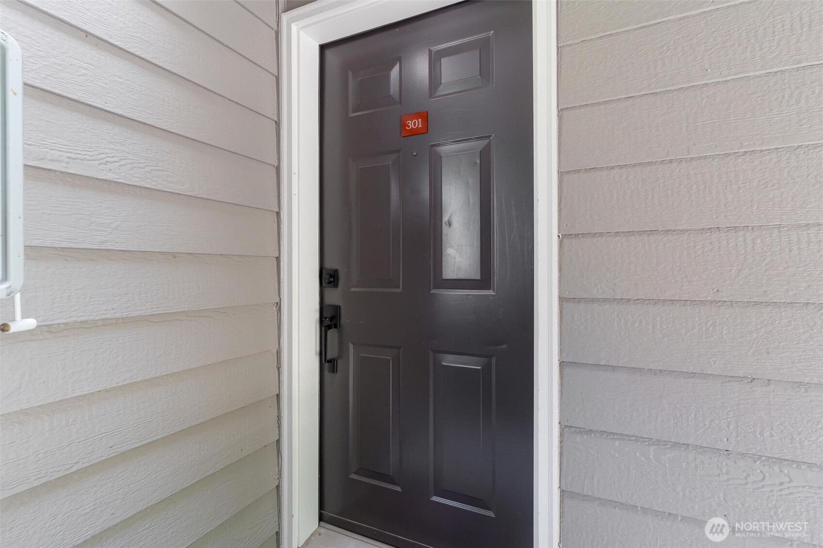 15433 Country Club Drive Unit: E301