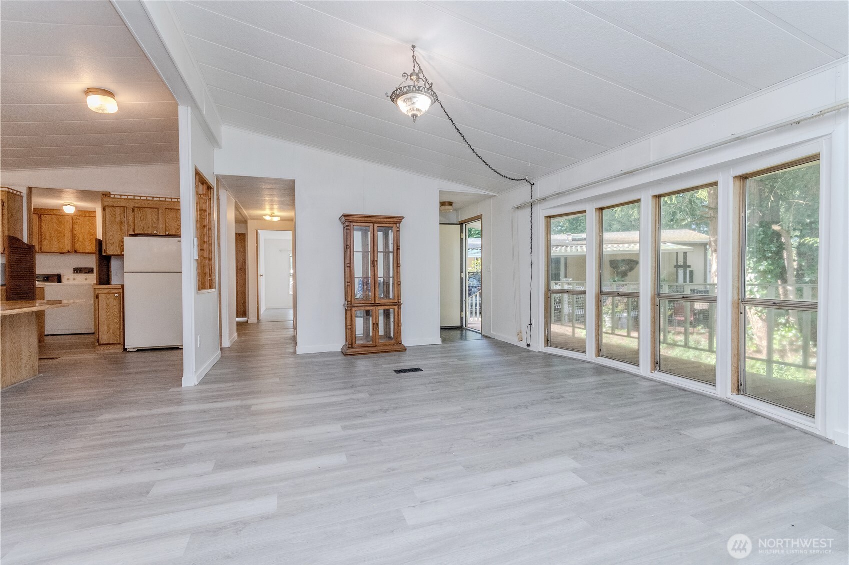 24443 Wicker Road Unit: 16