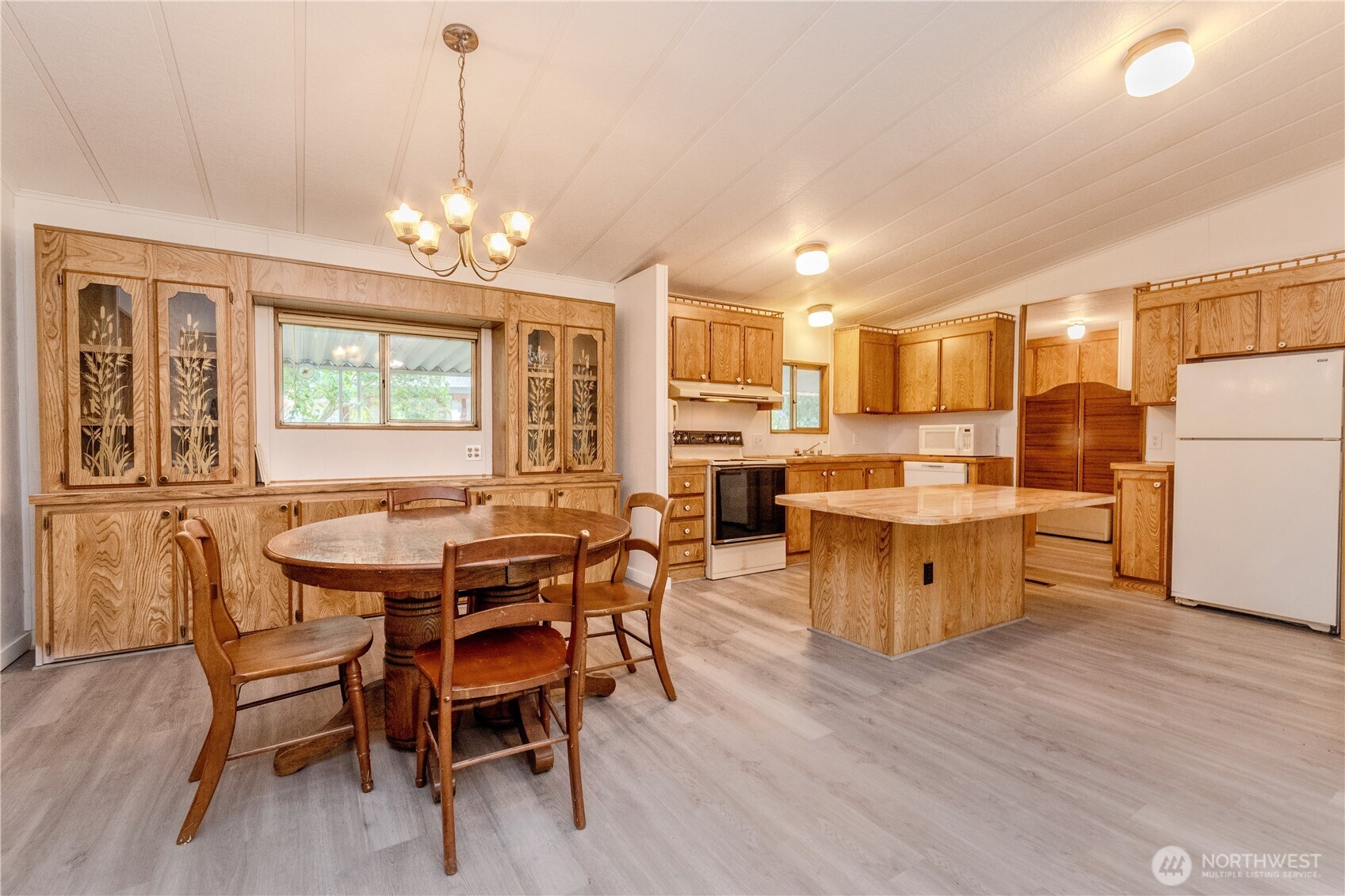 24443 Wicker Road Unit: 16