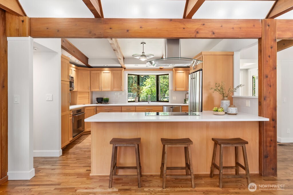 11101 Lake Steilacoom Drive SW
