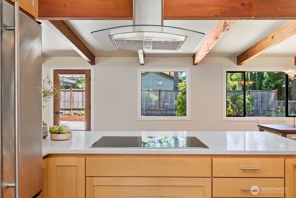 11101 Lake Steilacoom Drive SW