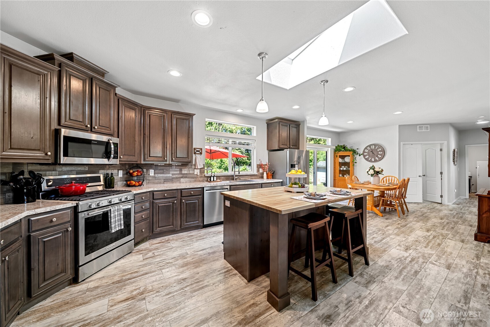 15400 Brookside Place