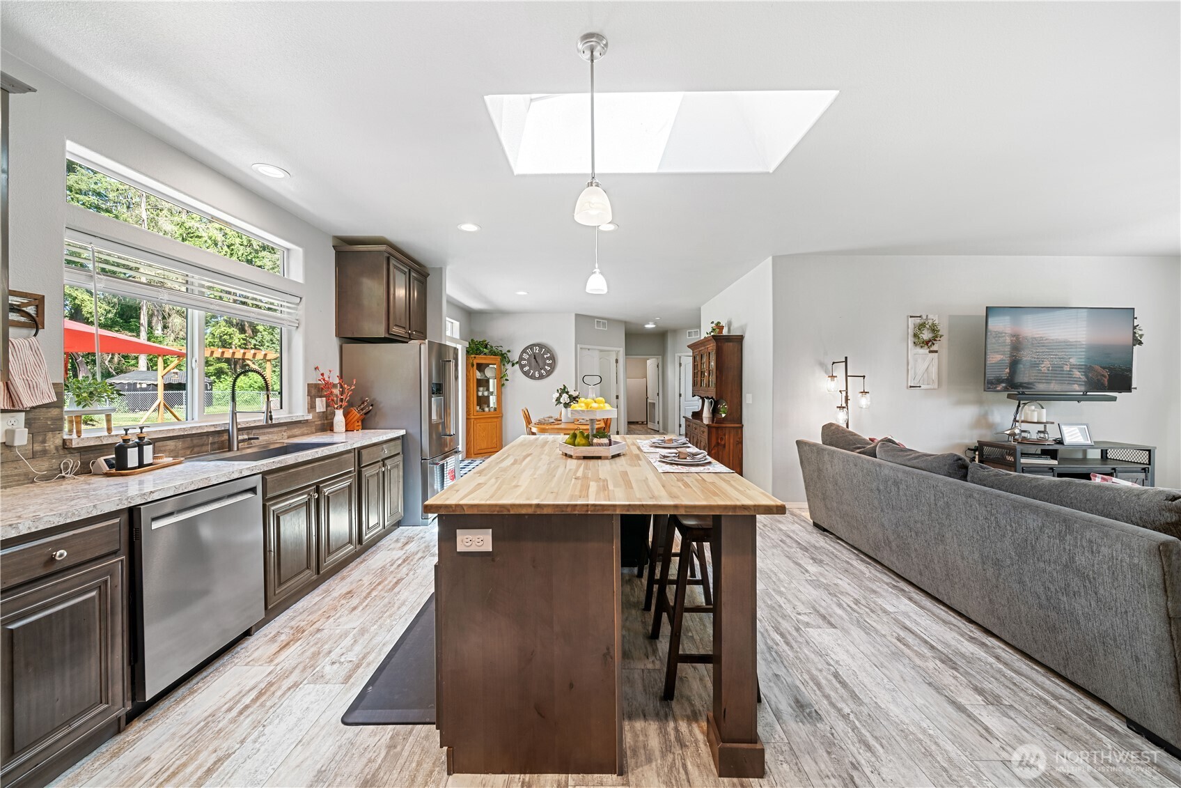 15400 Brookside Place