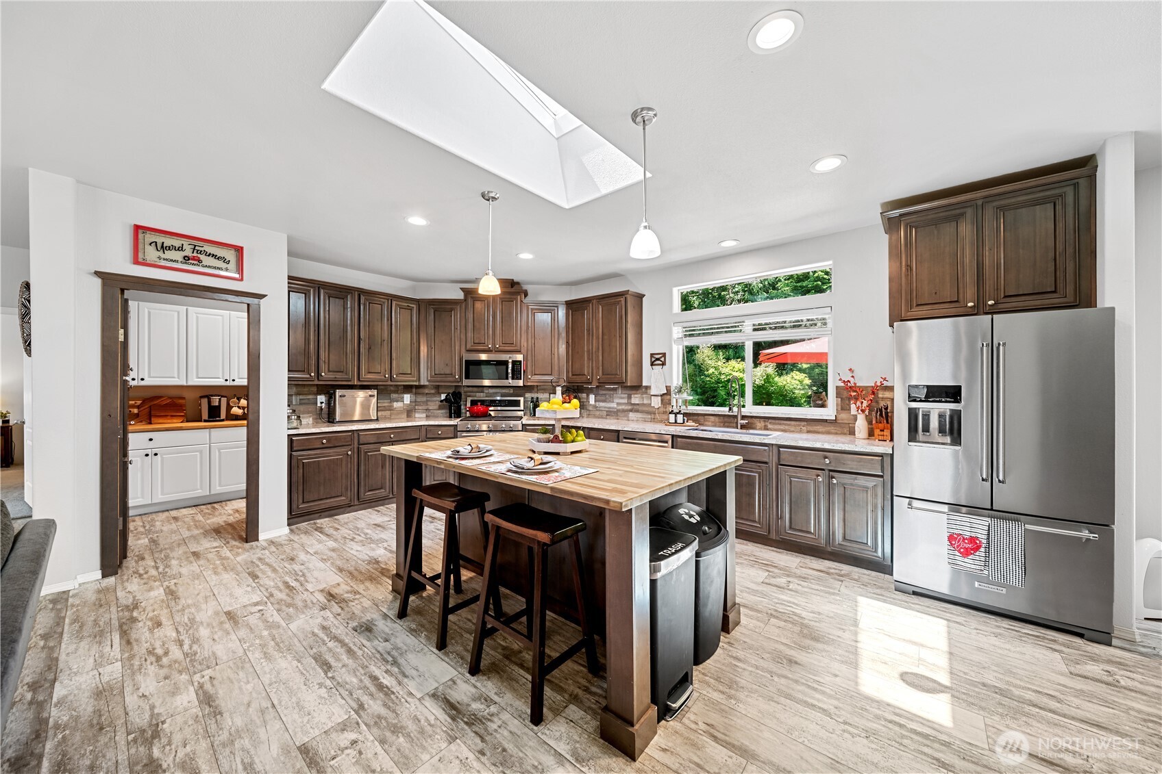 15400 Brookside Place
