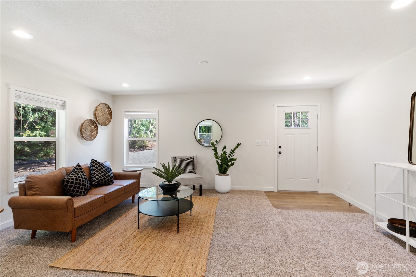 1151 E Lakeshore Drive W