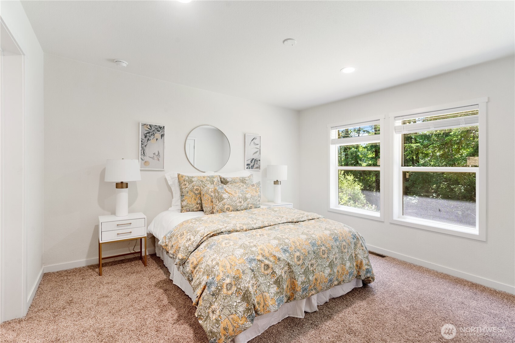 1151 E Lakeshore Drive W