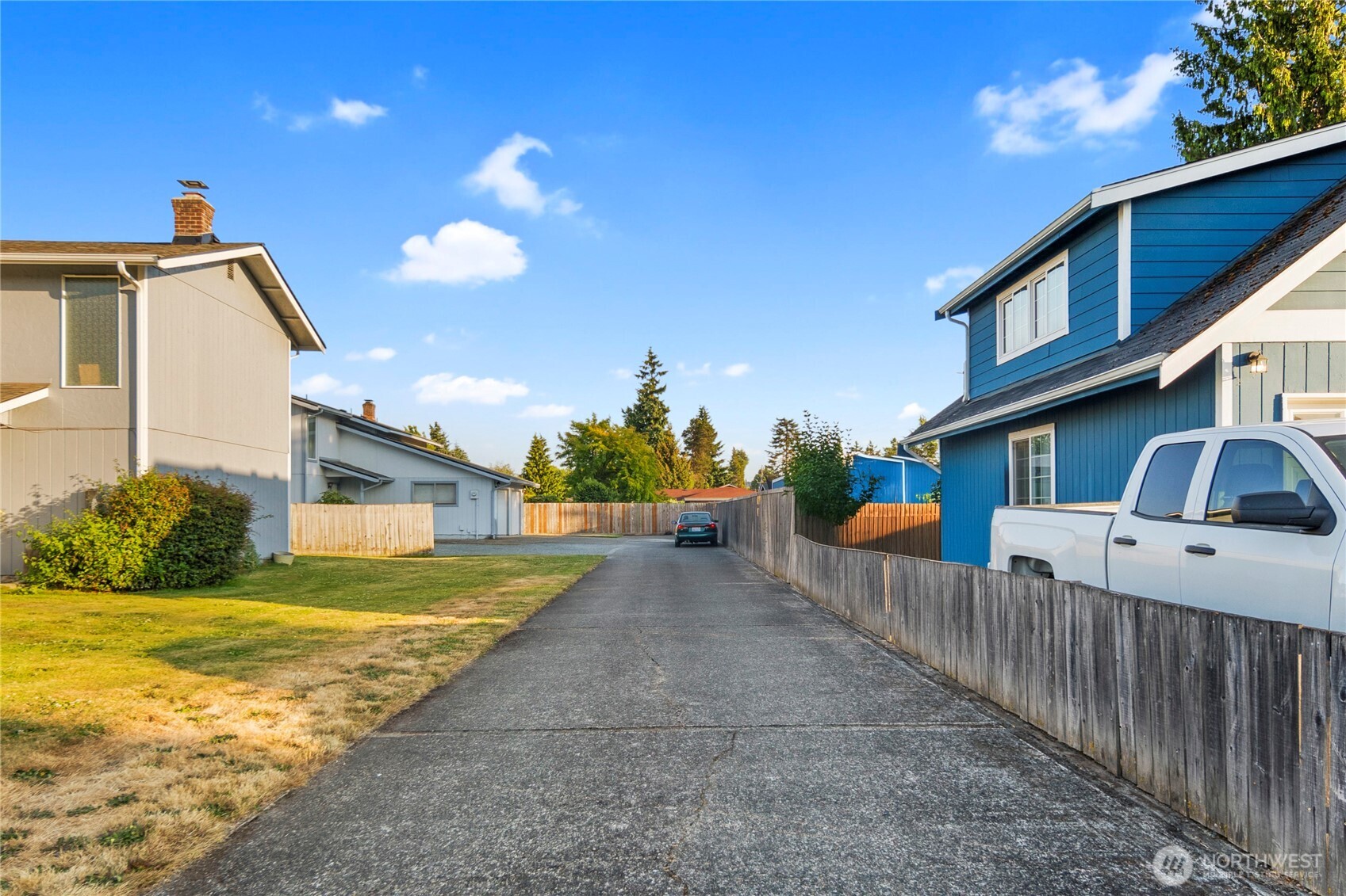 1014 to 1016 11th Avenue NW