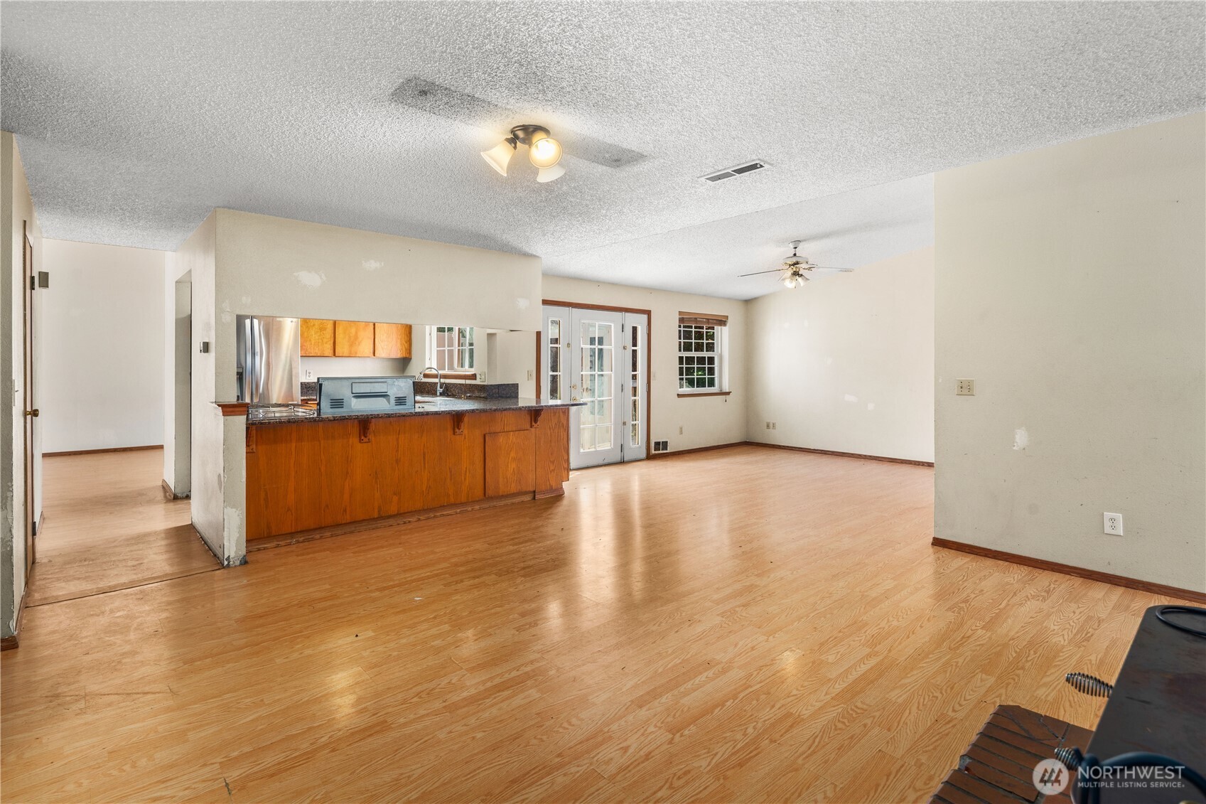7402 7th Drive W