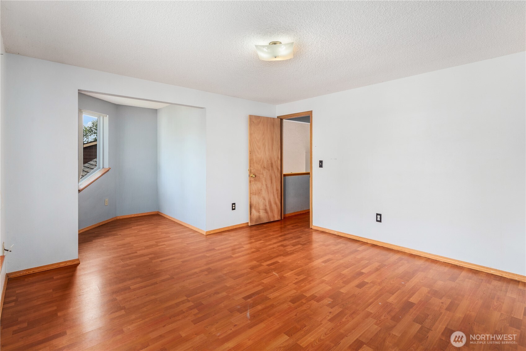 7402 7th Drive W