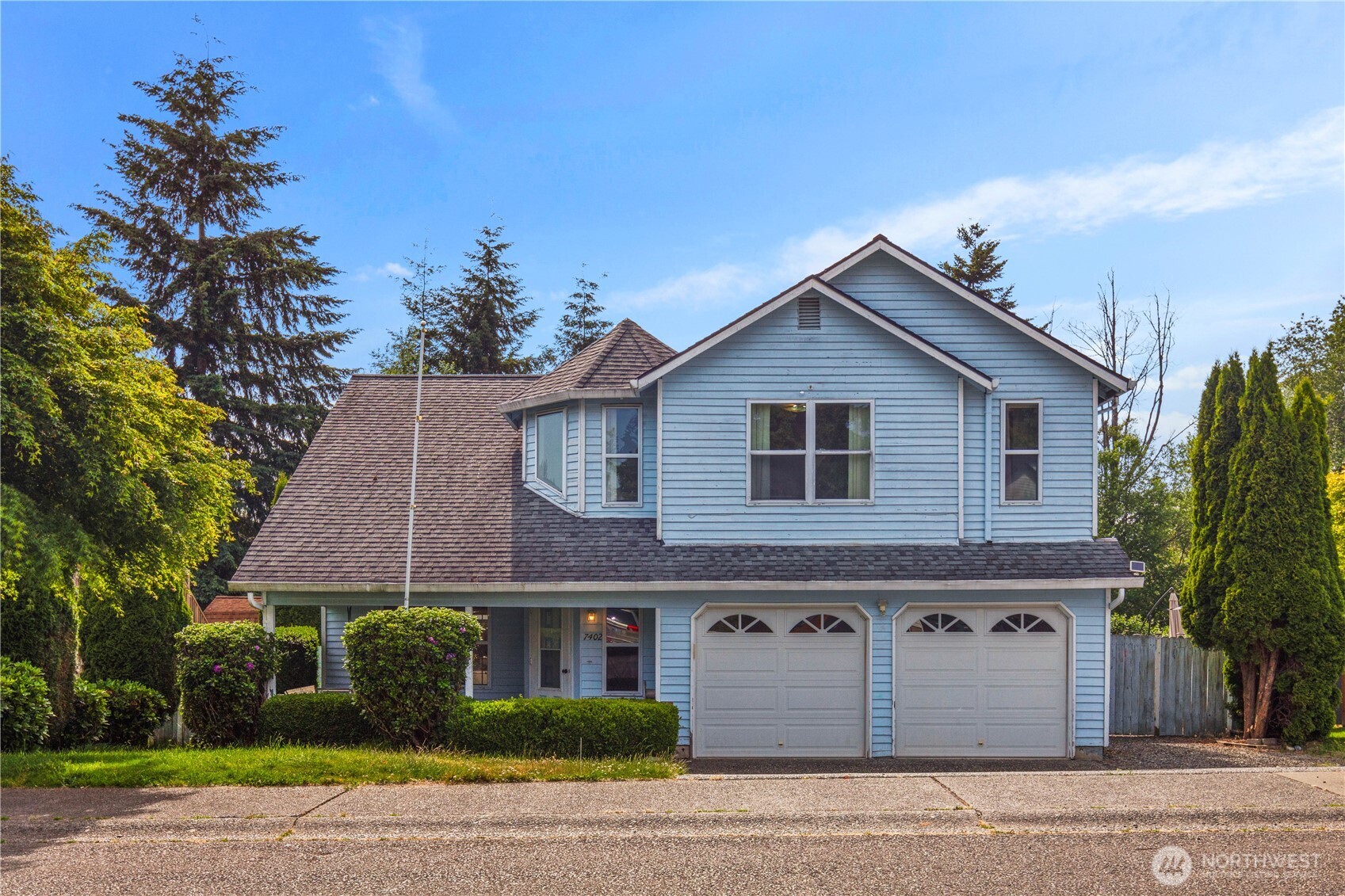 7402 7th Drive W