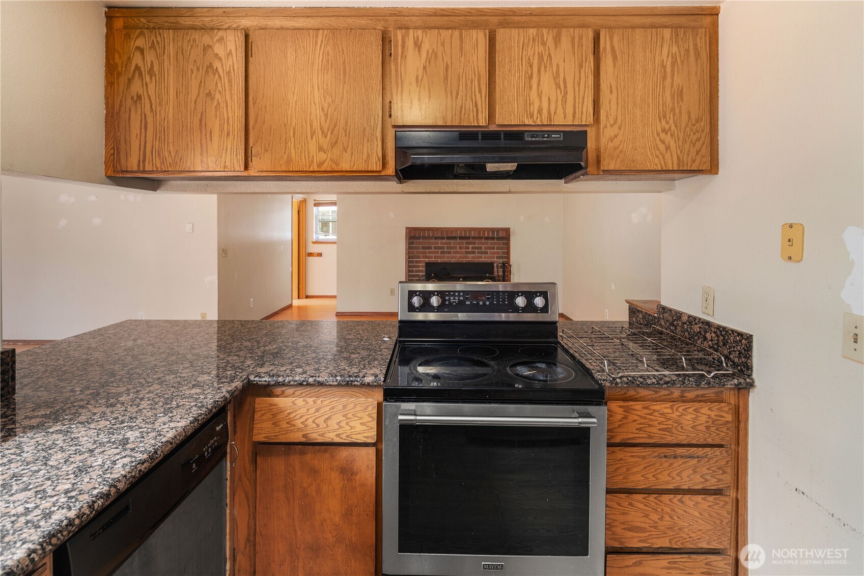 7402 7th Drive W