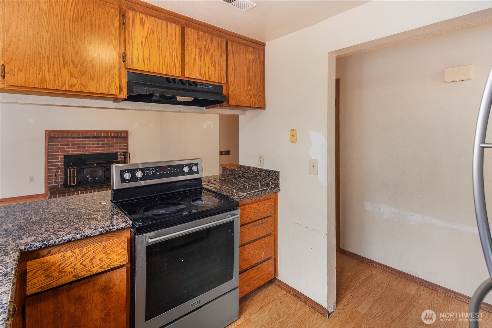 7402 7th Drive W