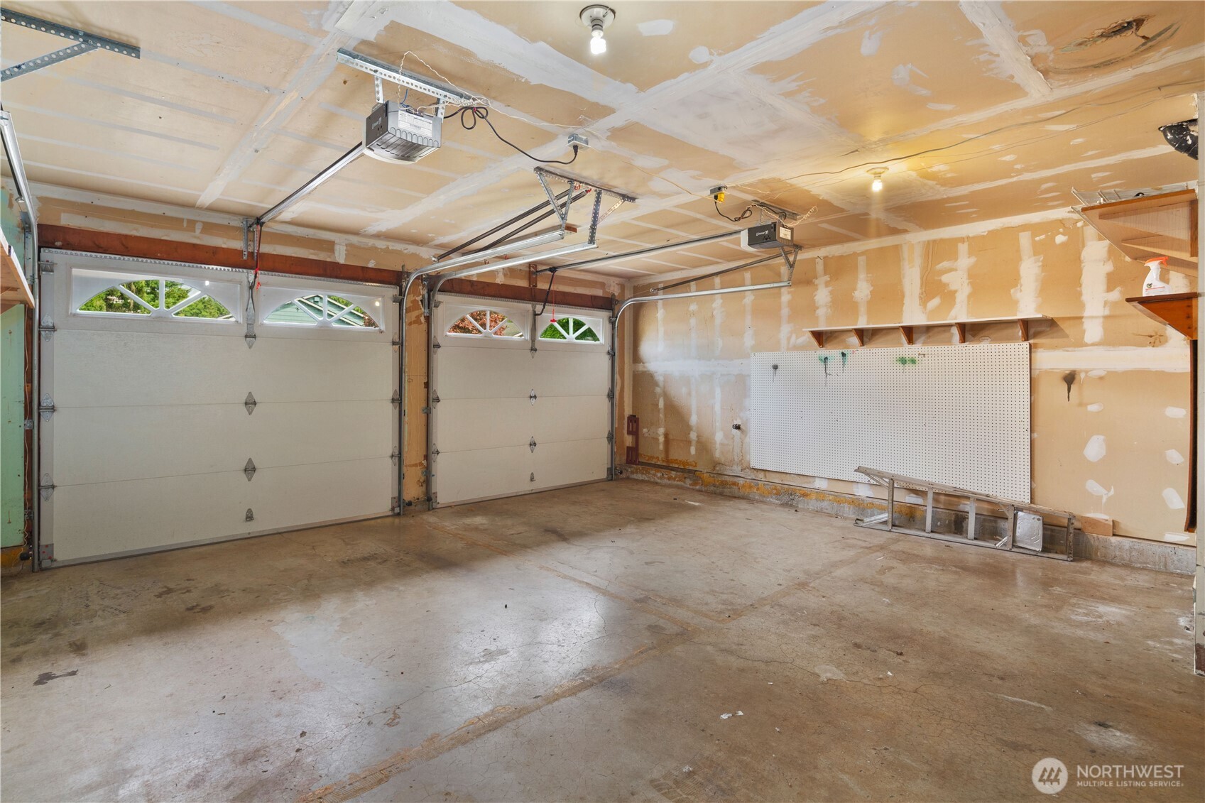 7402 7th Drive W