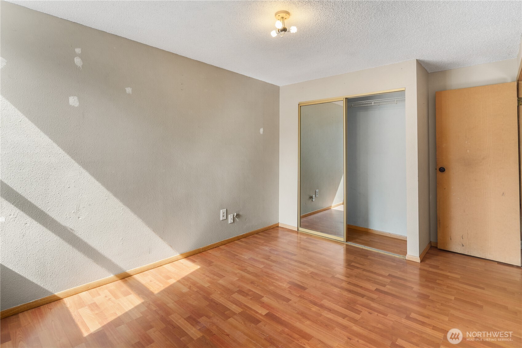 7402 7th Drive W