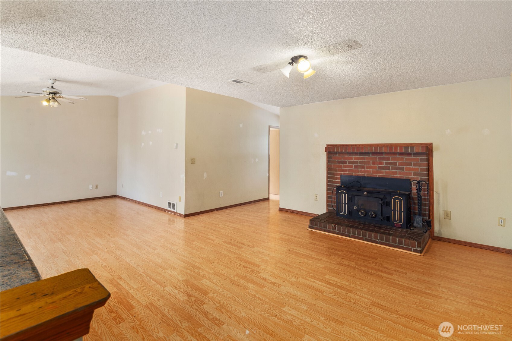 7402 7th Drive W