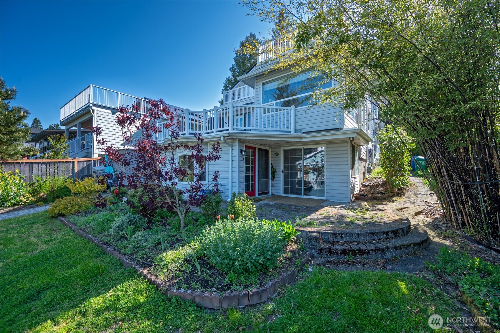 7333 39th Avenue SW