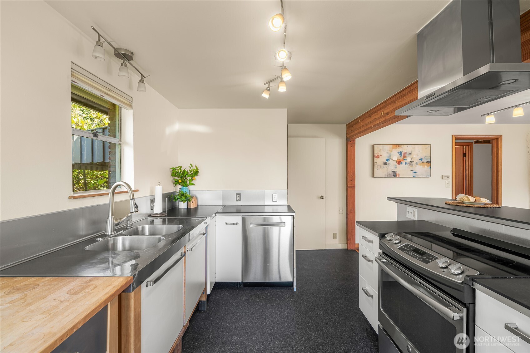 2842 NW 67th Street