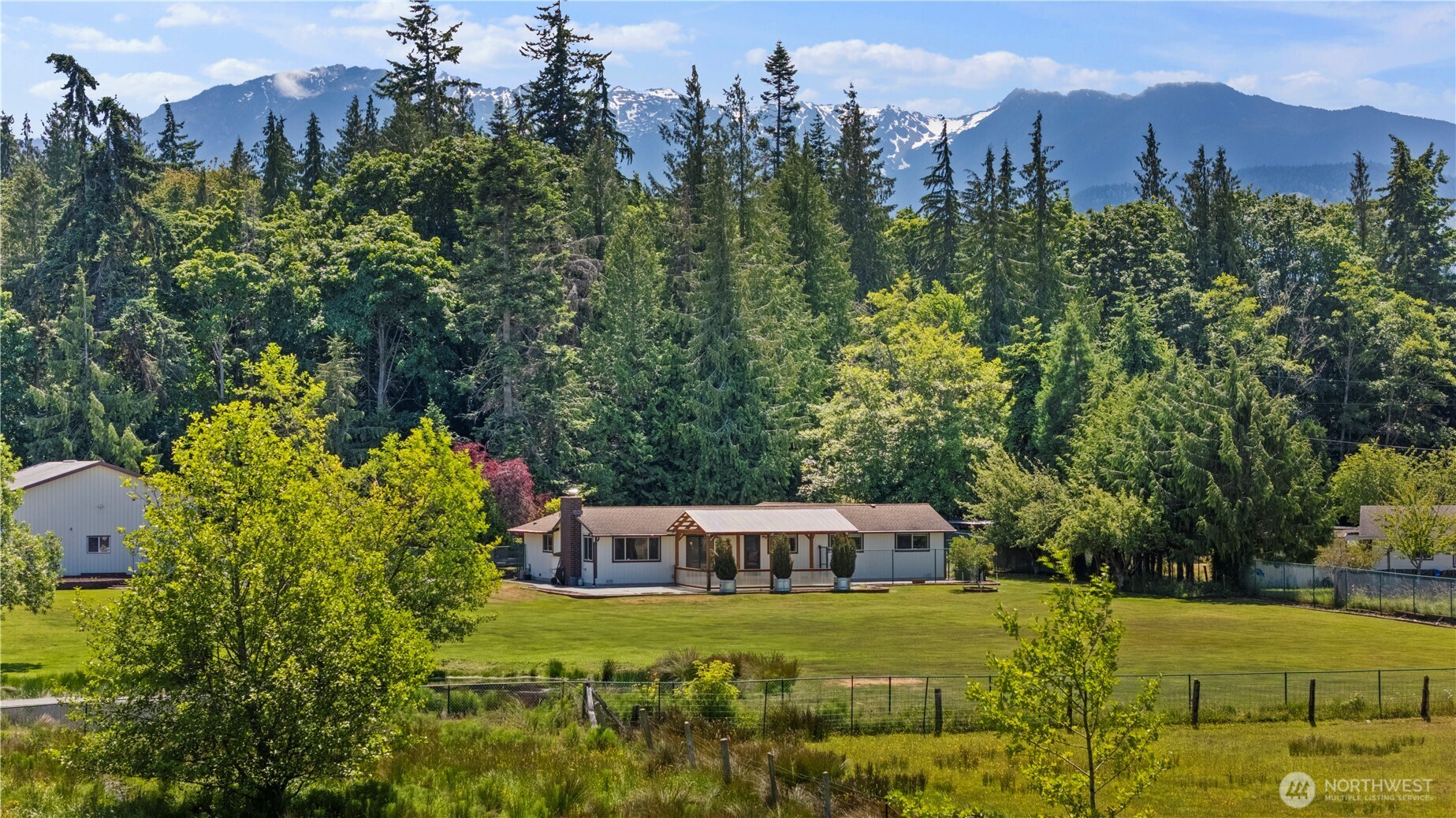 407 N Lees Creek Road