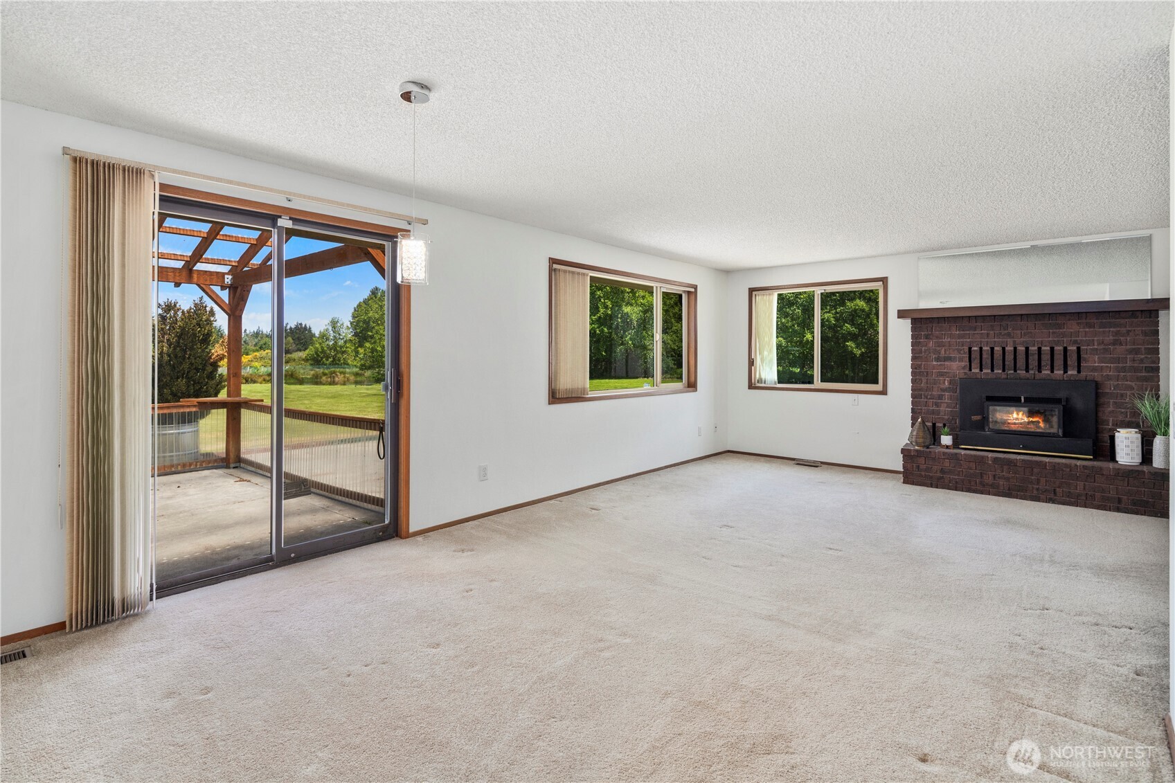 407 N Lees Creek Road