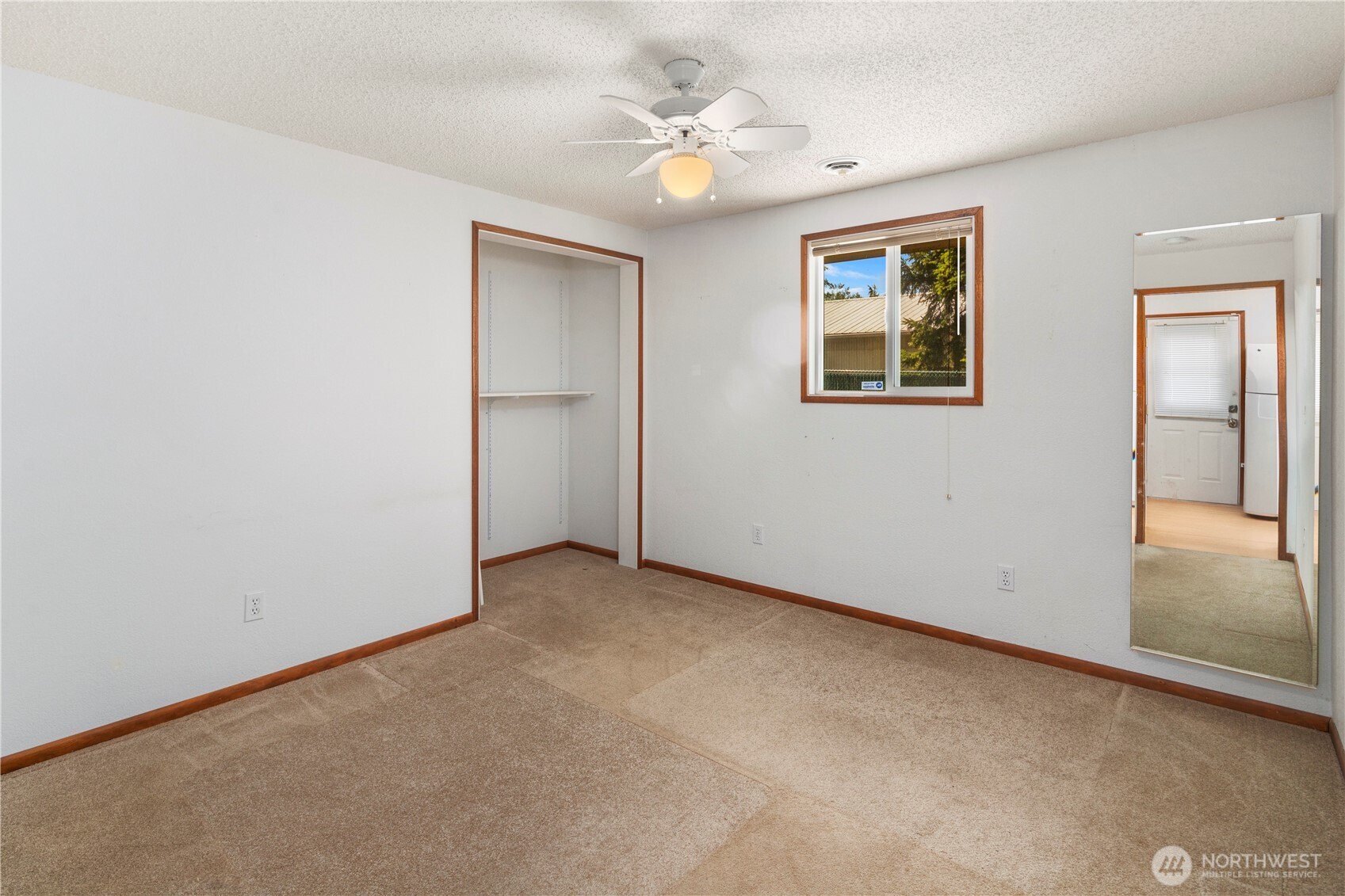 407 N Lees Creek Road