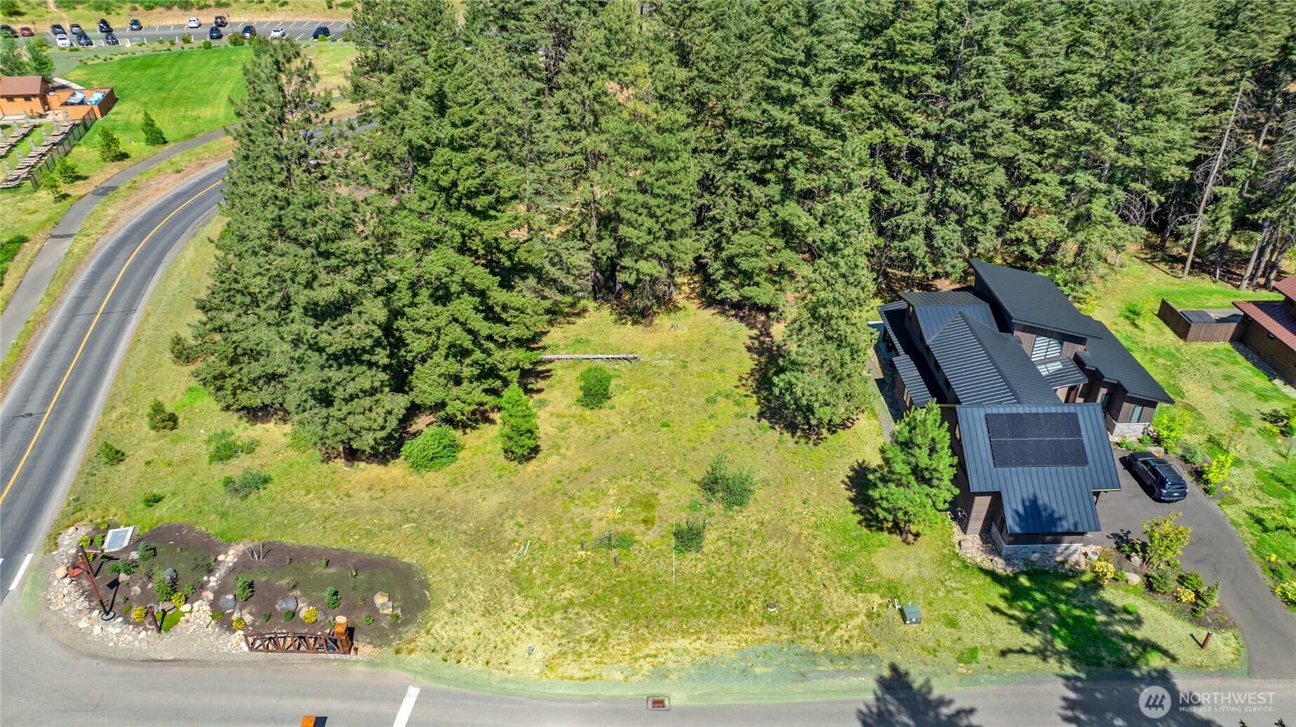 36 Farmhouse Way