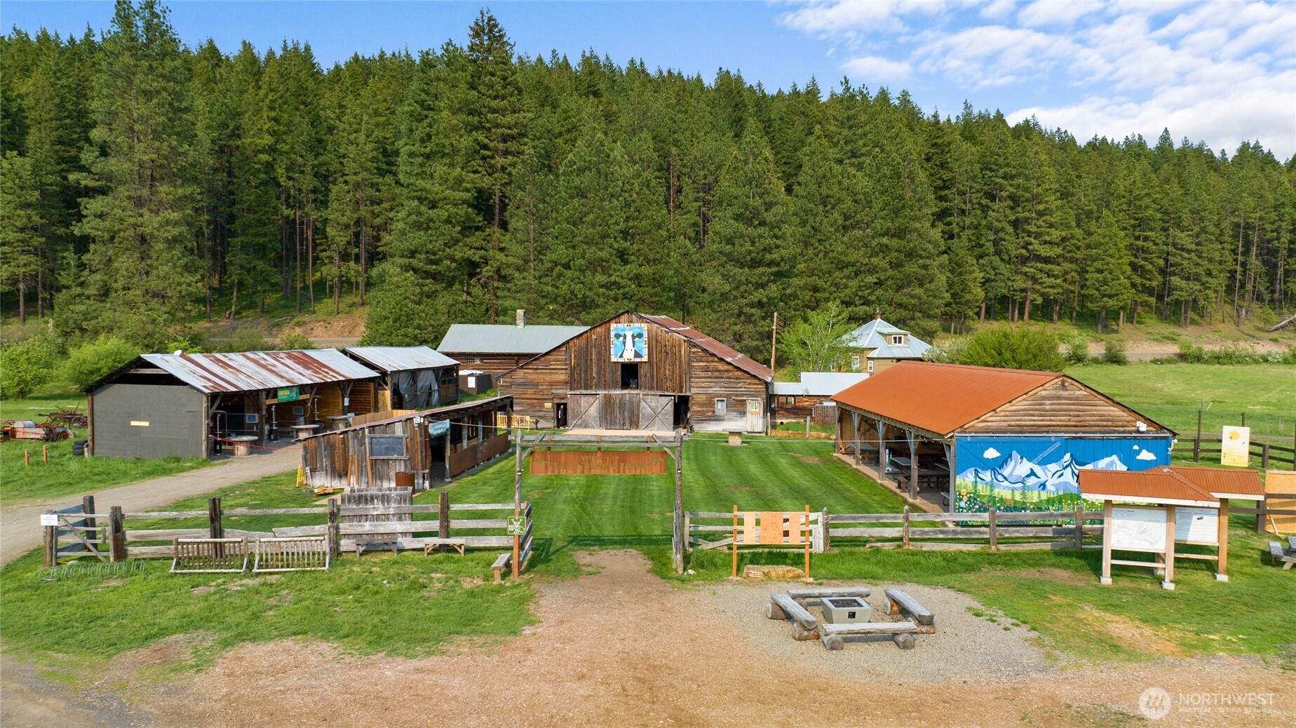 36 Farmhouse Way