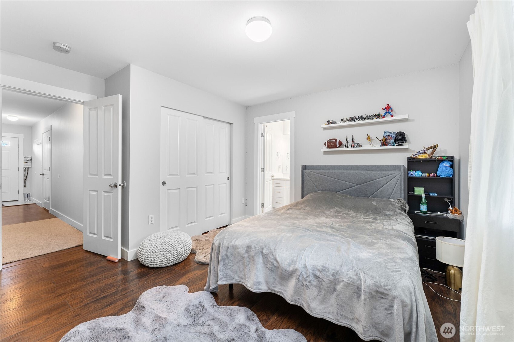20835 20837 60th Street E