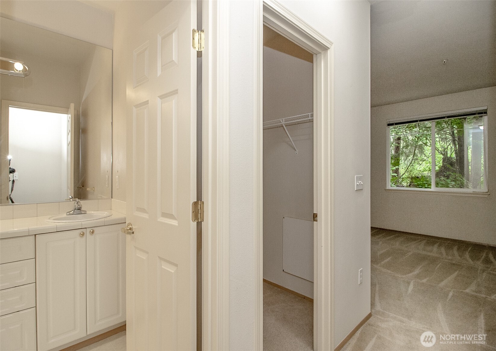 12712 Admiralty Way Unit: F106