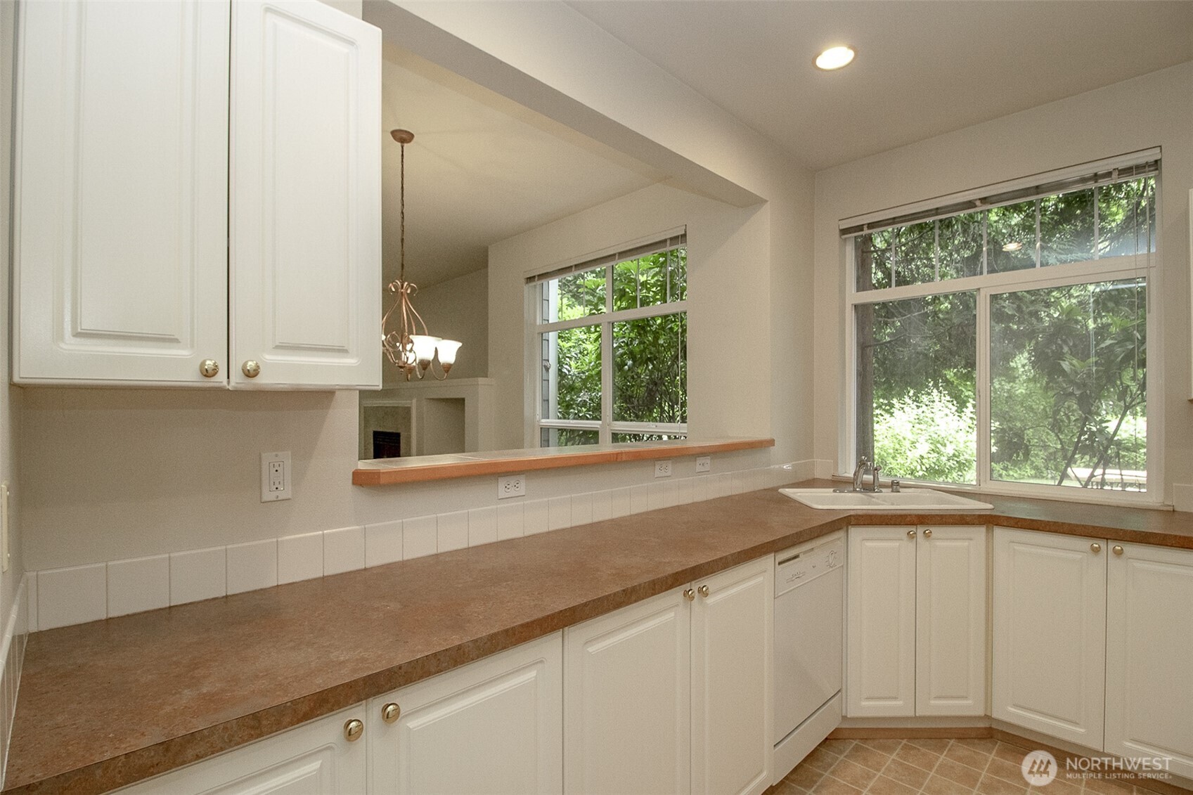 12712 Admiralty Way Unit: F106