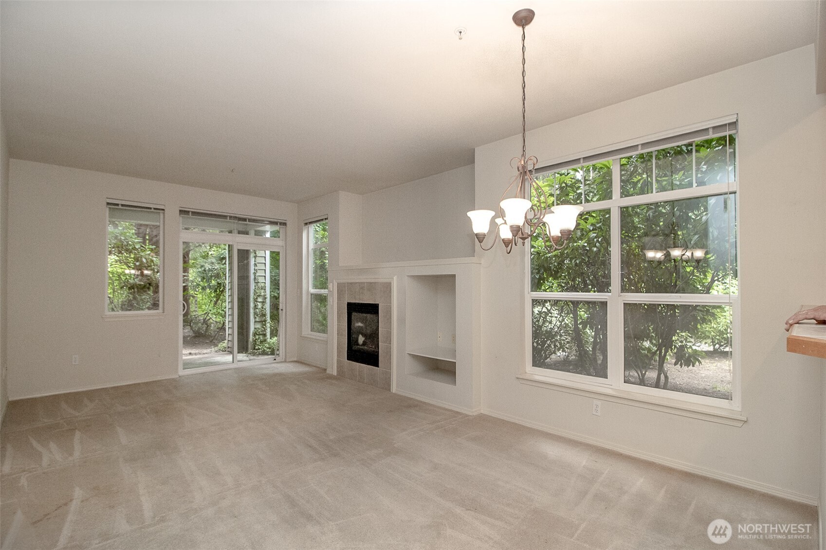 12712 Admiralty Way Unit: F106