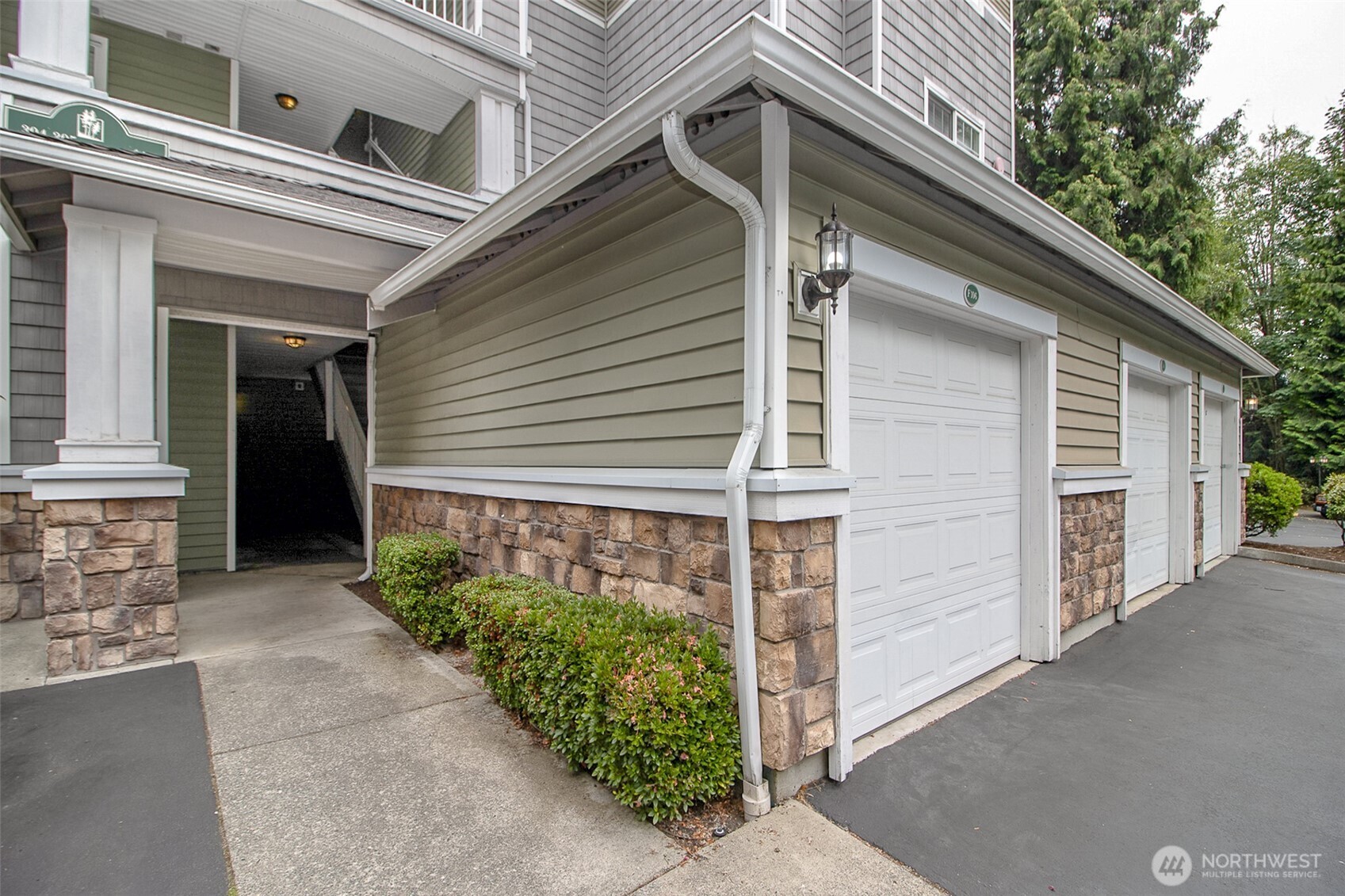 12712 Admiralty Way Unit: F106
