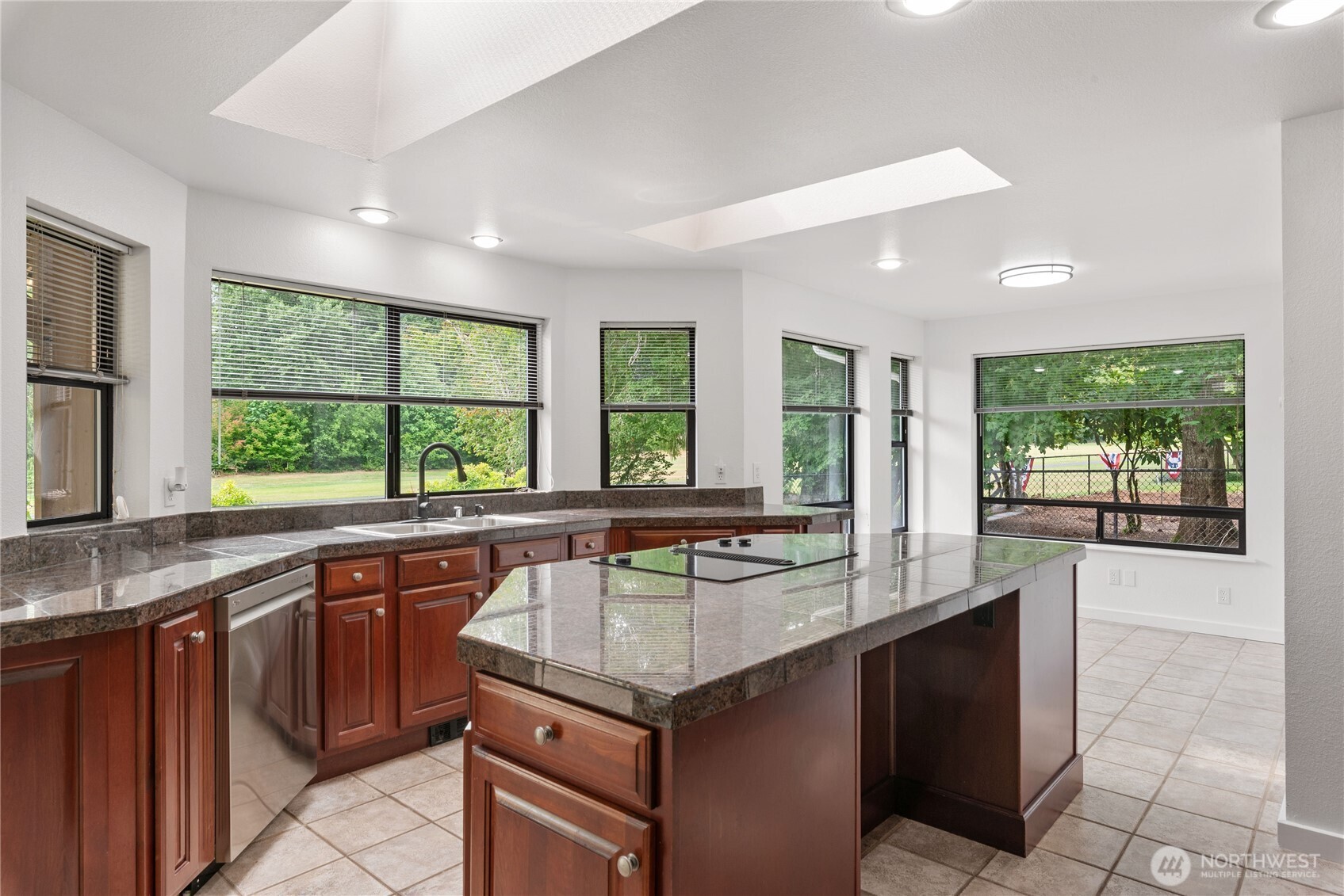 250 N Fairway Drive E