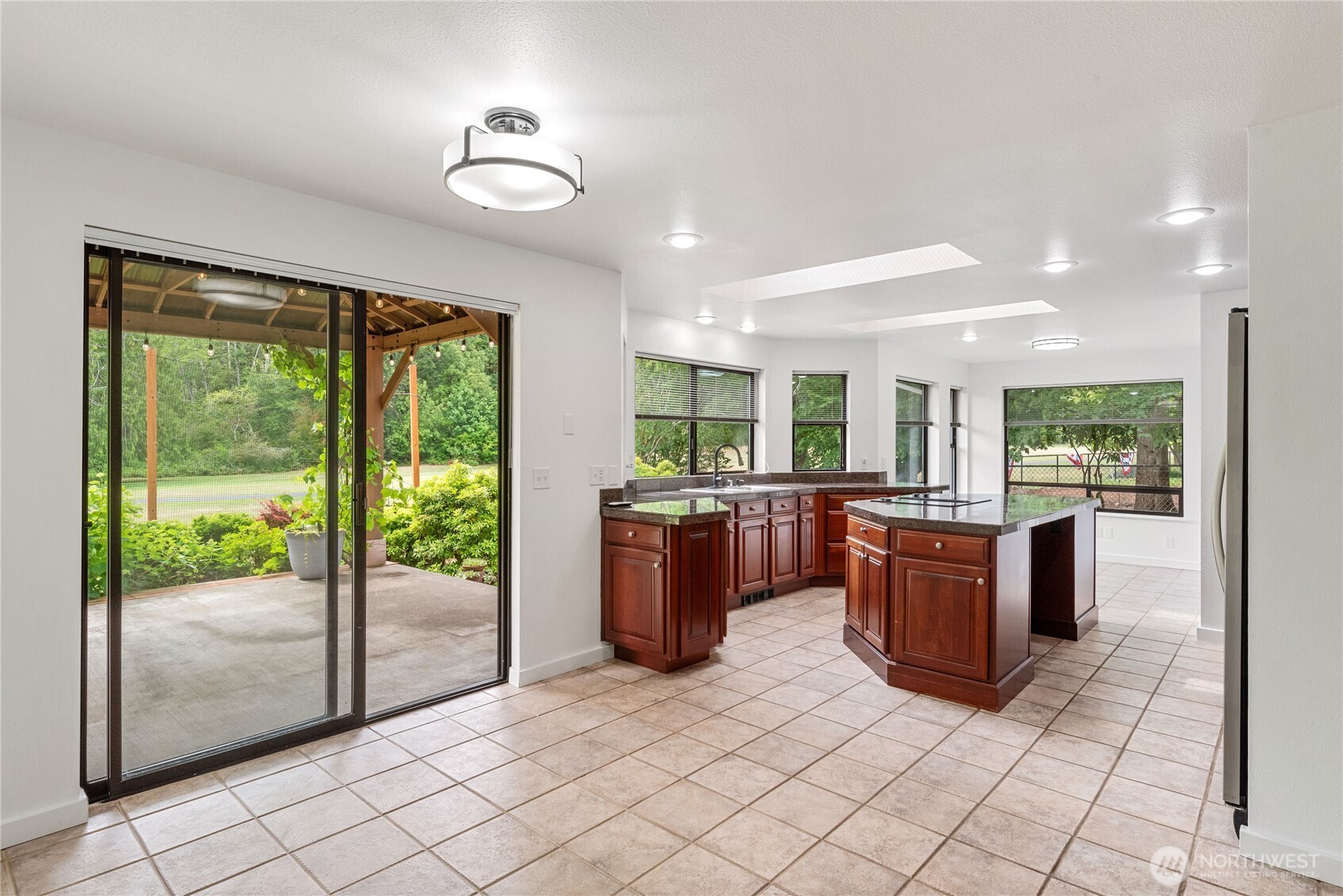 250 N Fairway Drive E