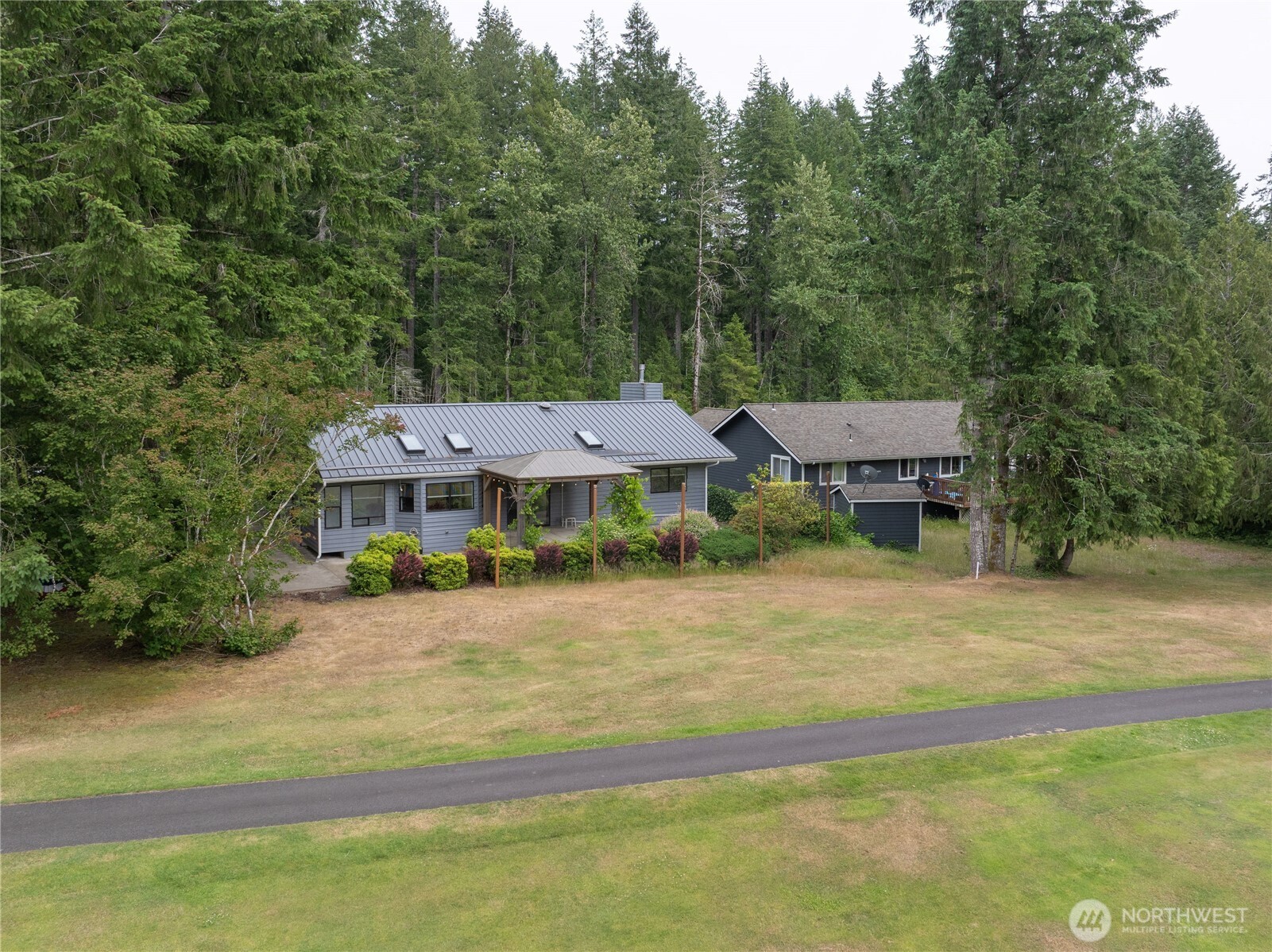 250 N Fairway Drive E